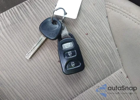 2013 Hyundai Sonata Gls z USA, uszkodzony, nr VIN 5NPEB4AC5DH738918